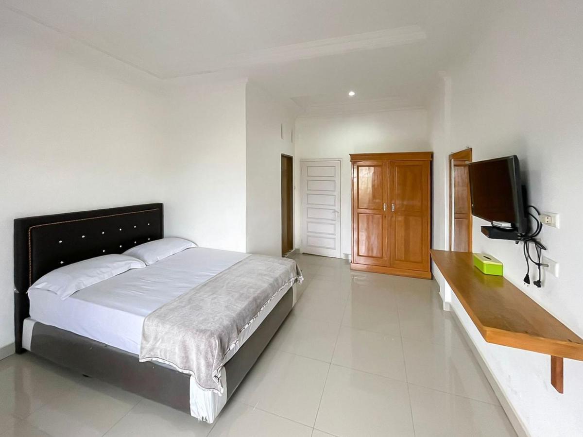 Hotel Lucky 21 Syariah Mitra Reddoorz Lubuklinggau Extérieur photo